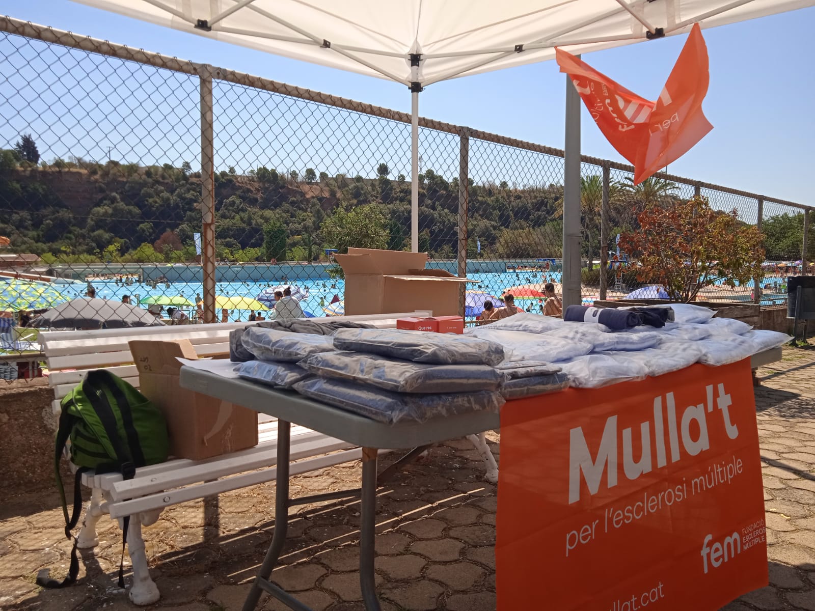 Els fons recaptats esParada del Mulla't per comprar productes de promoció de la campanya